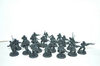 Warhammer 40k Imperial Guard,  Astra Militarum,  Cadian Shock Troops 20 Miniatures