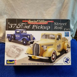 Revell 37 Ford Pickup Street Rod 2 N 1 Model Kit 1/25 Scale Open Box Complete