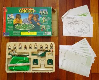 1995 Mike Atherton ' s WORLD CUP CRICKET Table Top Action Sports Game by Peter Pan 3
