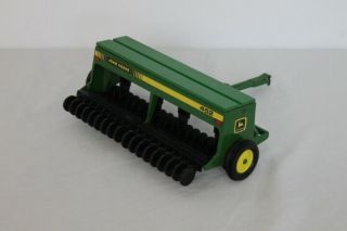 Ertl John Deere 452 Grain Drill Diecast Model 580 - 9001 1/16 Scale Toy Green Usa