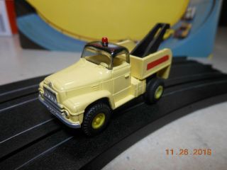 Vintage Aurora Tjet International Tow Truck Ho Slot Car,  Yellow 1364,  Thunderjet