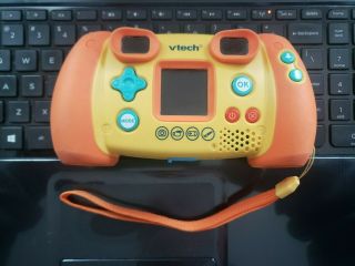 Vtech 1227 Kidizoom Kids Digital Camera Toy 1.  3 MP 4X Zoom Orange Camera Only 2