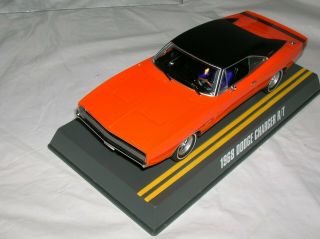 1968 Dodge Charger R/T - orange and black - Pioneer - - 3