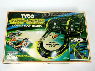 Vintage Tyco Nite Glow Double Loop Race Car Set 1977 Only