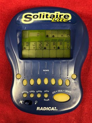 Radica: SOLITAIRE LITE Hand Held Game Pre - Owned 3