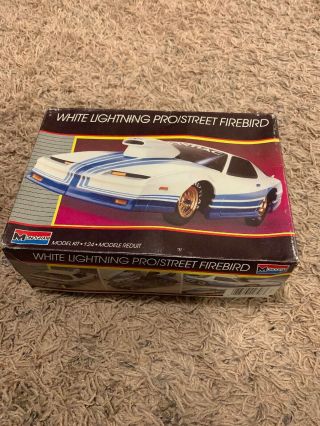 White Lightning Pro Street Firebird Car Kit 1986 Monogram 2748 Open 1:24 10,