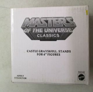 MIB 2009 MATTEL MASTERS OF THE UNIVERSE CASTLE GRAYSKULL STANDS FOR 6 