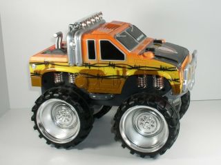 Toy State Battery Operated 1995 Road Rippers Monster Truck Toy Orange