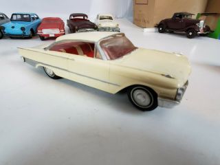 1961 Ford Starliner Galaxie Promo Model Car Coaster Dealer Chassis