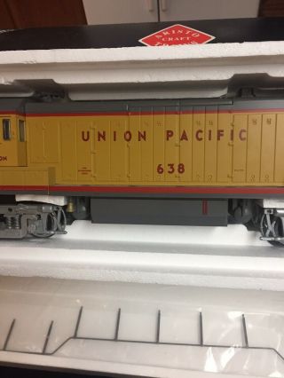 ART - 22113 Aristocraft U25 - B Diesel Locomotive Union Pacific Never On Track 3