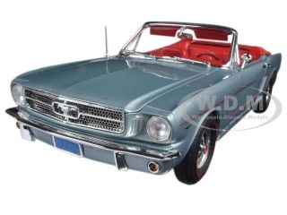 Broken/issues 1965 Ford Mustang Convertible 1/18 Autoworld Amm1103