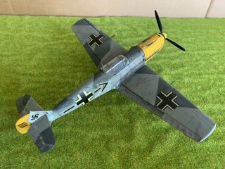 Nicely (pro) Built 1/48 Me - 109e Battle Of Britain Yellow Nose Luftwaffe Ww2