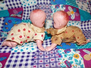 Vintage Wind - Up Crawling Baby Doll Twins