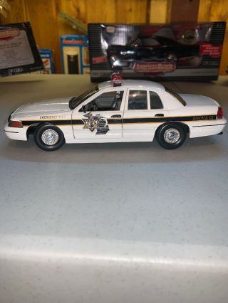 Ford Crown Victoria 1:24 State Of Michigan Tuscola County Sheriff P71 Police Car