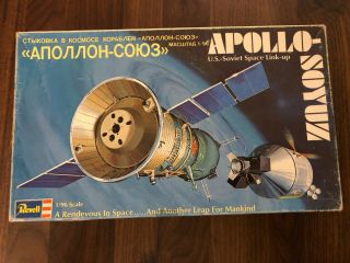 Revell Apollo - Soyuz Us Soviet Space Link - Up 1/96 Scale Model Kit