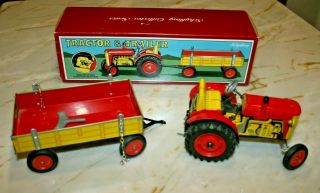 SCHYLLING WIND - UP TRACTOR AND TRAILER FARM TOY,  CLOCK WORK MOTOR Fun TOY 2