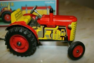 SCHYLLING WIND - UP TRACTOR AND TRAILER FARM TOY,  CLOCK WORK MOTOR Fun TOY 3