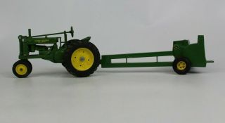 John Deere Ertl Model G Tractor Die Cast Metal Toy 557 W/ Harvester 509