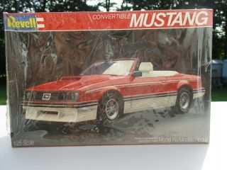 Revell Convertible Ford Mustang 1/25 Scale Model Kit Nib 1982 Lx Gt