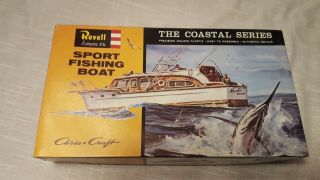 Revell H - 387 - Chris Craft Sport Fishing Boat - 1964 The Coastal Series Nos