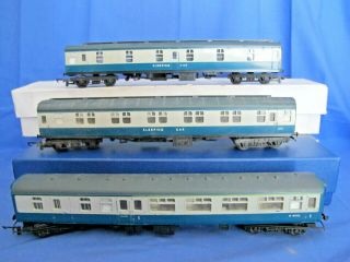 Tri - Ang Oo Gauge.  3 Off Blue & Grey Livery Br Coaches As Photograph.  No Boxes