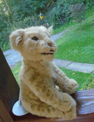 Wow Wee Alive Tan Lion Cub Interactive Blinking Eyes Moving Mouth Cub Sounds2007 2