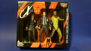 1998 Mcfarlane  The X Files  - Mulder - Scully - Alien Figures 16120