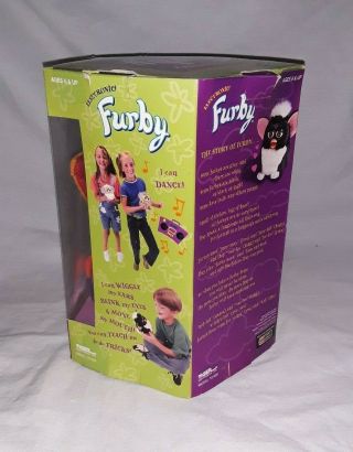 1999 Tiger Electronic Furby 70 - 800 WITH Box. 3