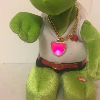 Gemmy - Turtle Groovy Love Dancer - Dances to “You Dropped The Bomb On Me” 2