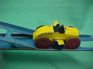 Vintage 1920 ' s Wolverine Over & Under Wind Up Tin Toy Car and Track 2