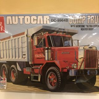 Amt 1/25 Autocar Dump Truck Model Kit Incomplete