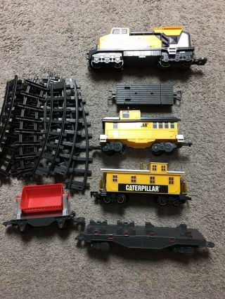 Caterpillar Train Set Toy State Engine Construction Express Track Caboose