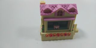 Pixel Chix 2005 Electronic Dollhouse Cottage House Yellow Pink Roof great 3