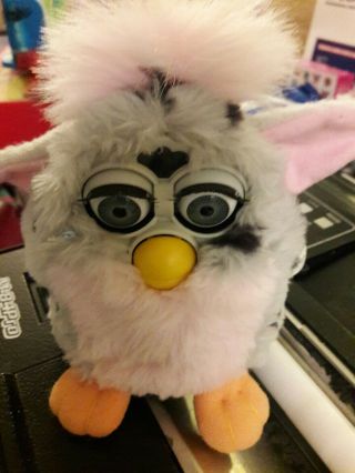 1998 Furby Leopard 70 - 800 Grey With Black Spots Pink Belly Gray Eyes -