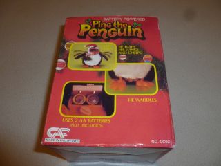VINTAGE BATTERY OPERATED PING THE PENGUIN CAF PHILLIPINES CHRISTMAS FLAPS CHIRPS 3