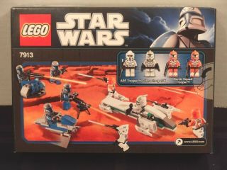 LEGO Star Wars Clone Trooper Battle Pack 7913 2