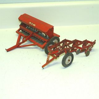 Vintage Tru Scale Planter,  4 Bottom Plow,  Farm Implement Toys,  (2) Parts