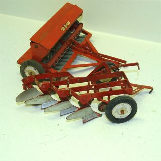 Vintage Tru Scale Planter,  4 Bottom Plow,  Farm Implement Toys,  (2) Parts 3