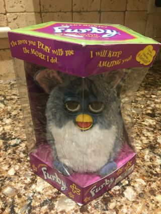 Furby 70 - 800 Series 1 White Belly Blue Feet Electronic Toy