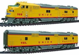 Ho Scale Proto 2000 Union Pacific Emd E7 A&b Diesel Locomotive Set (dcc & Sound)