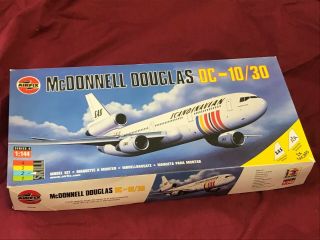 Airfix 1/144 Mcdonnell Douglas Dc - 10/30,  Sas & American Airlines.