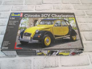 Revell Citroen 2cv Charleston 1:24 Scale Plastic Model Kit 07095