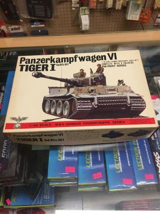 Bandai 1/48 Panzerkampfwagen Vi Tiger I Sd.  Kfz.  181 Kit 8225