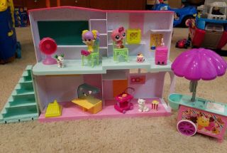 Shopkins Happy Places Happyville High School Playset Ice Cream Stand Misc