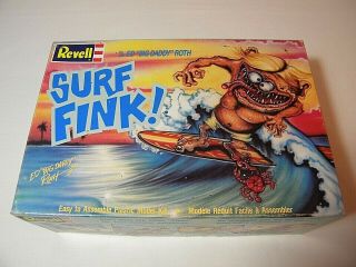 Revell Surf Fink Kit 6198 Ed Roth Rat Fink Open Inside 1990 Issue