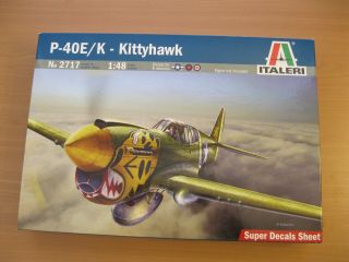 Italeri 1/48 Curtiss P - 40 E/k Kittyhawk 2717 Plastic Model Kit
