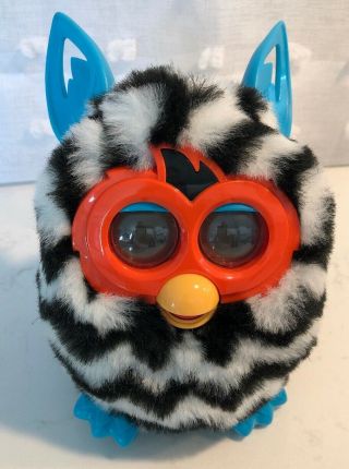 Furby Boom - Black Lines Hasbro Electronic Talking Pet
