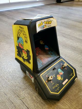 Vintage 1981 Coleco Pac Man Mini Tabletop Arcade (Midway) Pac - Man 2