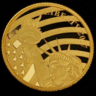 2017 Cook Islands $5 Liberty 1/10th Ounce.  24 Pure Gold Collector Coin 2cil1702