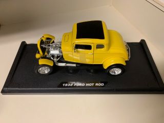 1932 Ford Coupe Hot Rod Yellow 1/18 Diecast Car Model By Motormax
